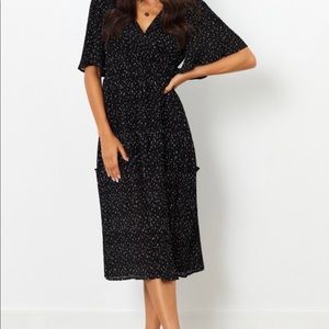 V-Neck Black and White Floral Midi Dress